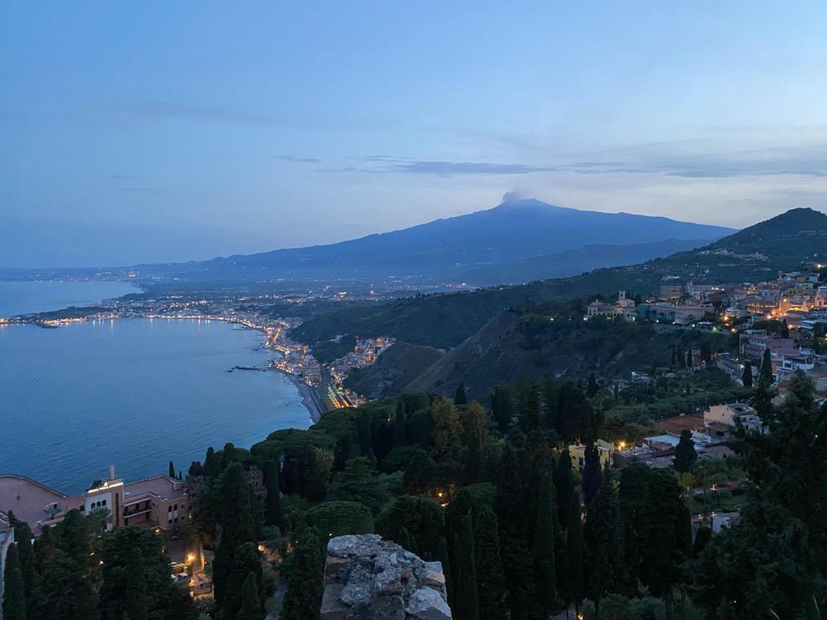 Casa Ariadne Giardini Naxos Eksteriør bilde